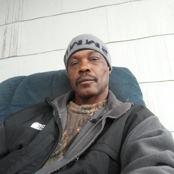 Meet your Posher, Loren - Picture 1 of 1